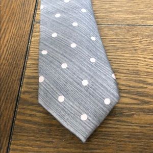 BOGO! Ryan Seacrest men’s gray necktie